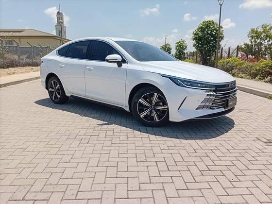 BYD KING 1.5 DM-I PHEV GS AUTOMÁTICO BYD KING 1.5 DM-I PHEV GS AUTOMÁTICO